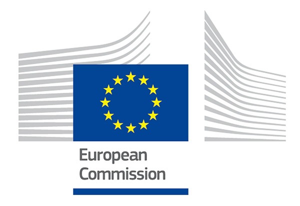 Comisión Europea Facebook WhatsApp