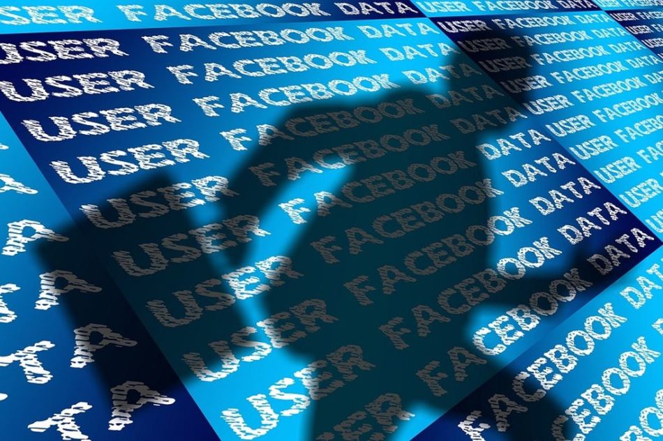 Facebook confirma haber espiado tus conversaciones de Facebook Messenger