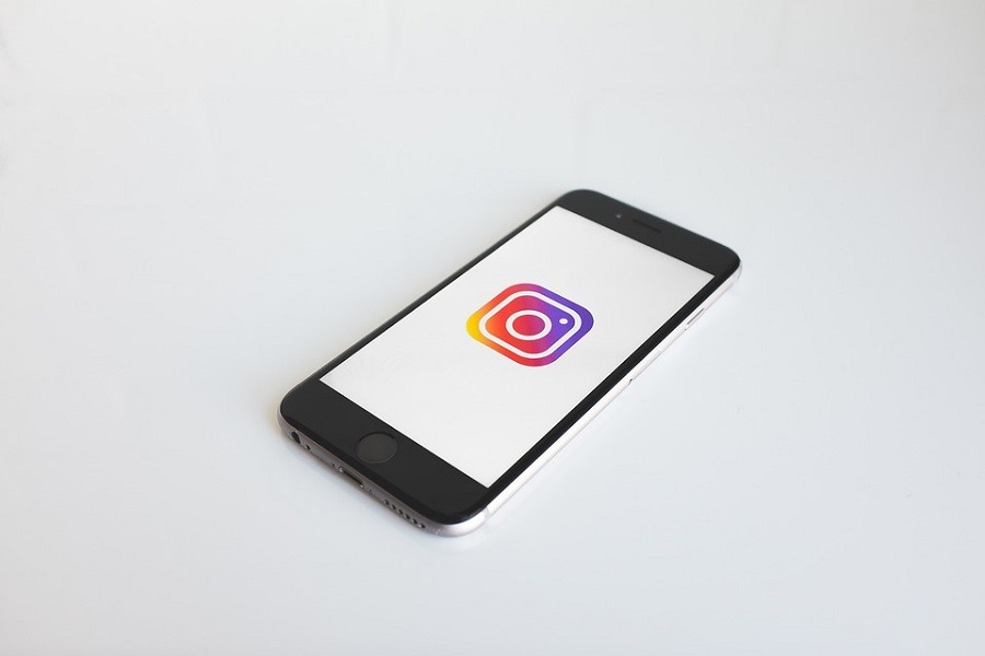 Cómo publicar varias fotos en Instagram Stories a la vez
