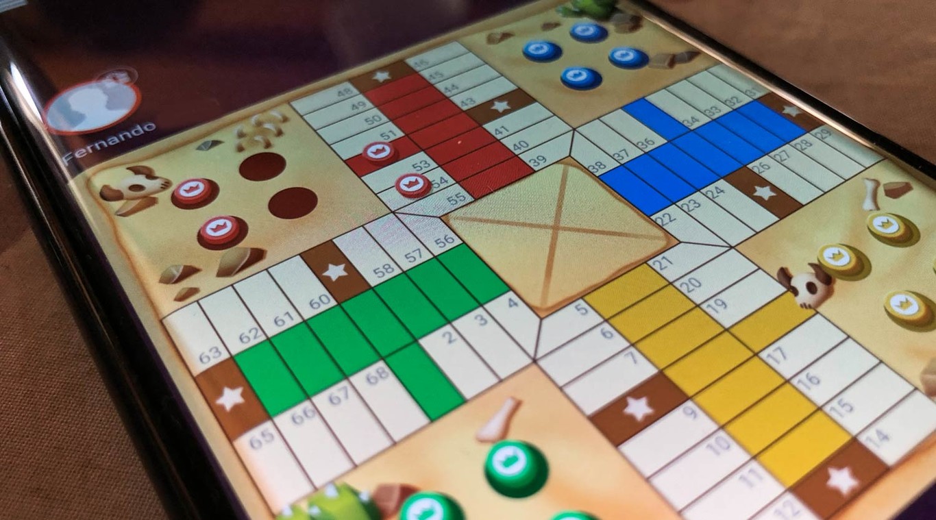 Cómo ganar martillos en Parchís Star