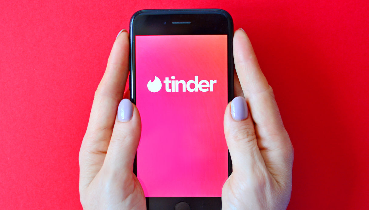 Cómo quitar la restricción de edad en Tinder en 2021