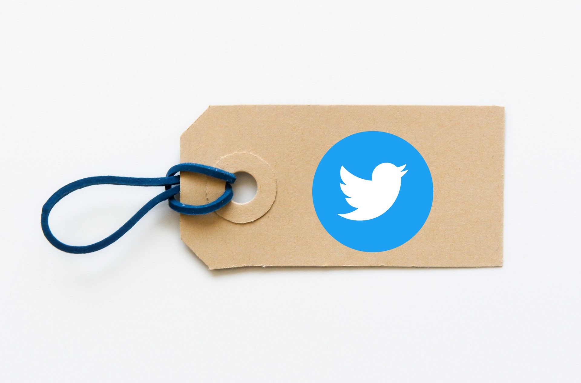 Cómo etiquetar varias personas en Twitter