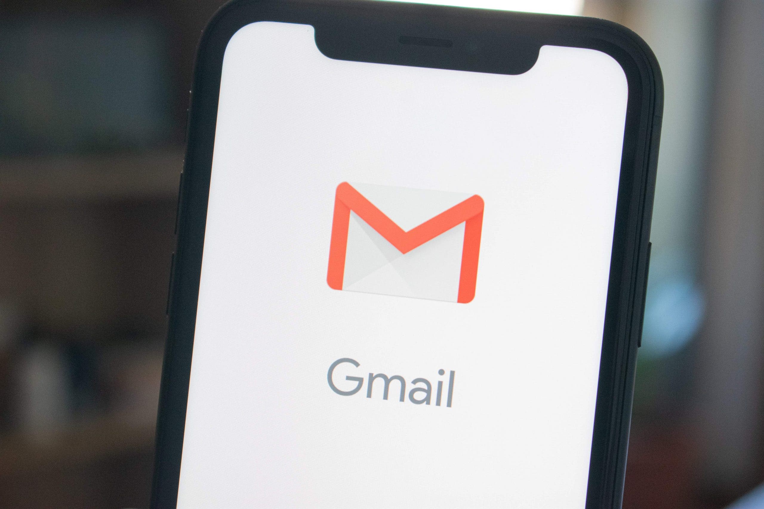 Por qué no me llegan los correos de Gmail al móvil hasta que entro en la aplicación
