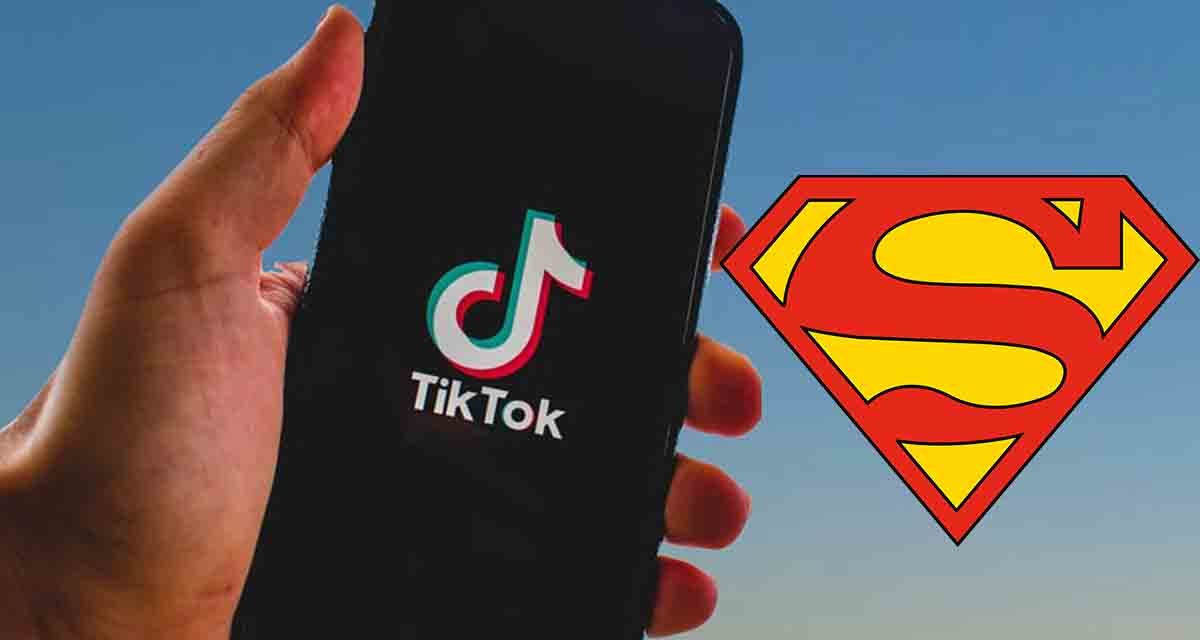 estos-son-los-videos-mas-graciosos-del-superman-challenge-de-tiktok-1
