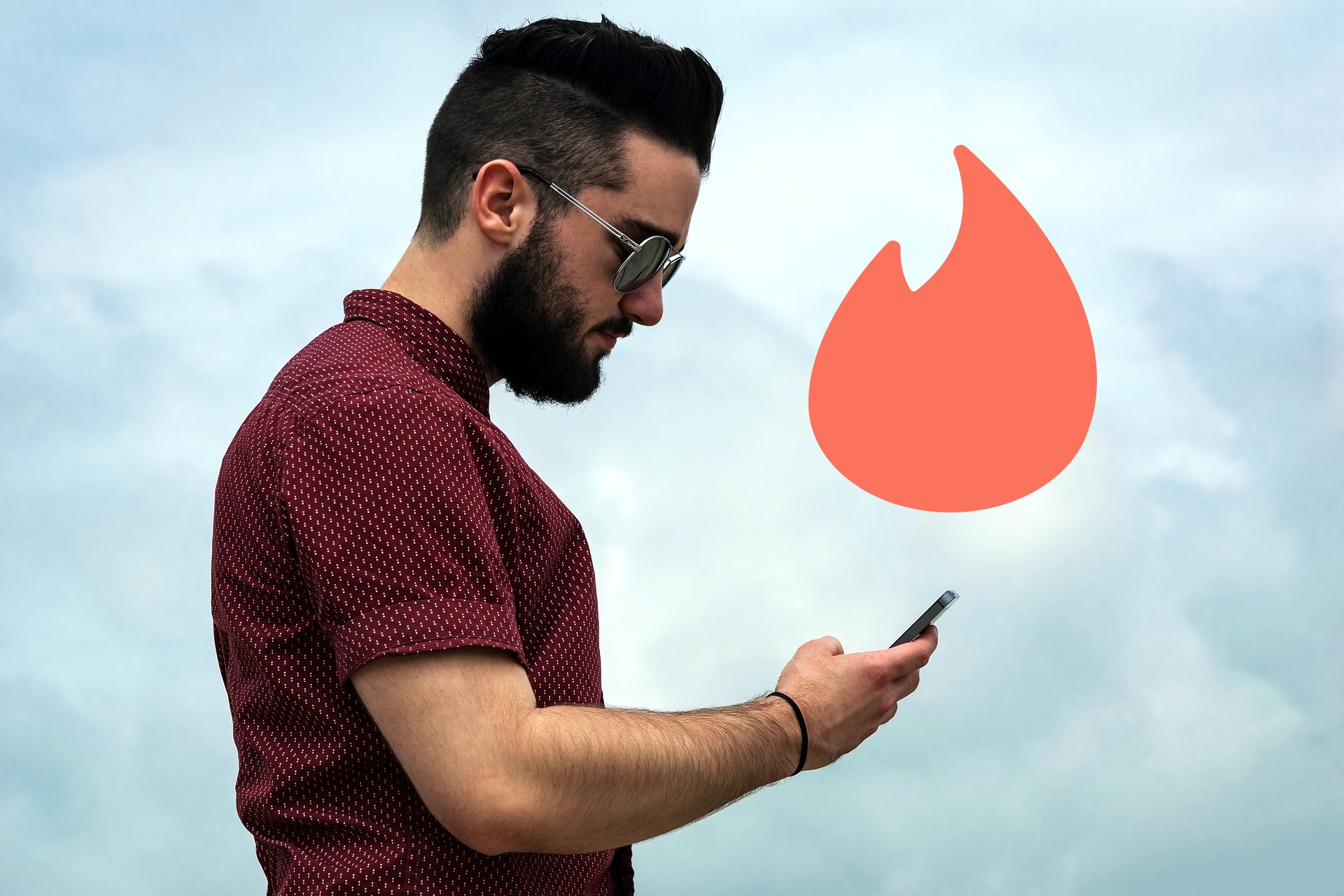 Cómo mandar mensajes de audio en Tinder