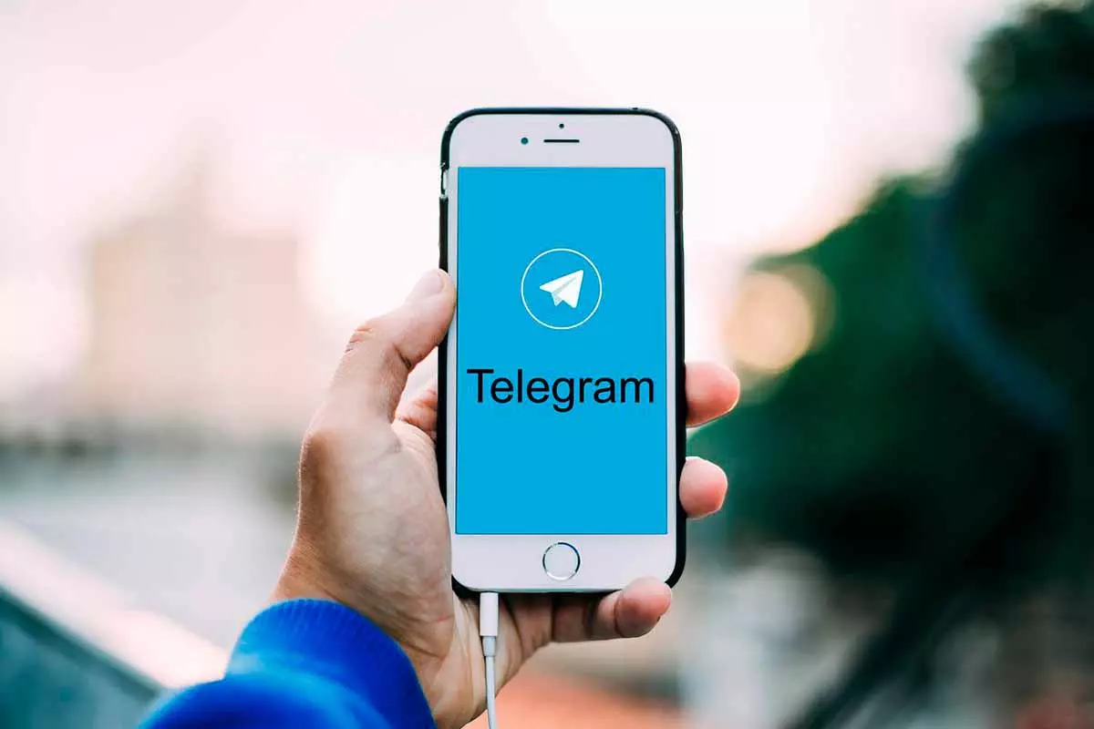 Telegram: You can't access this chat because you were kicked out by an admin