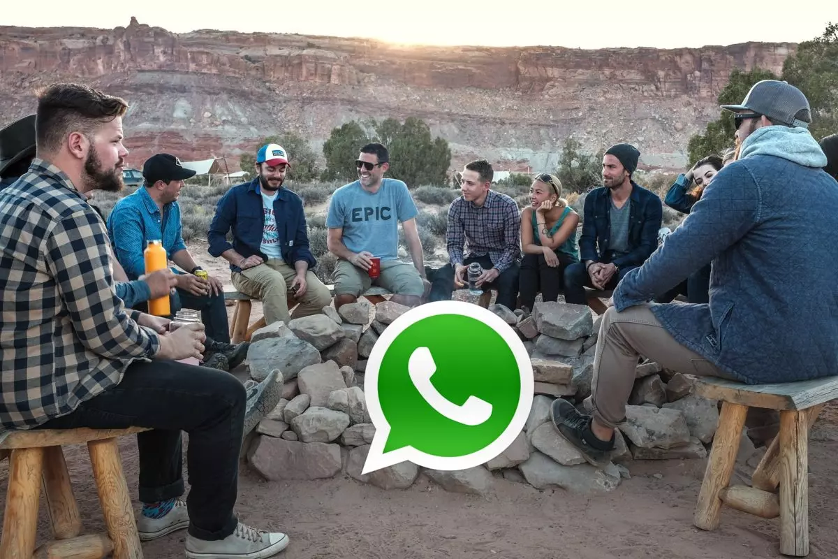 What are WhatsApp communities