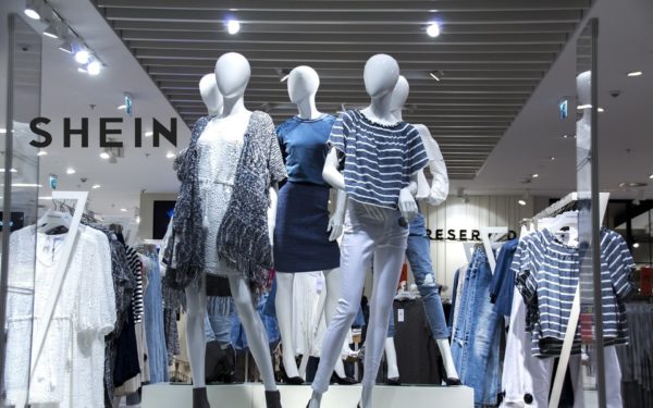 Cómo buscar clones de marcas conocidas en Shein