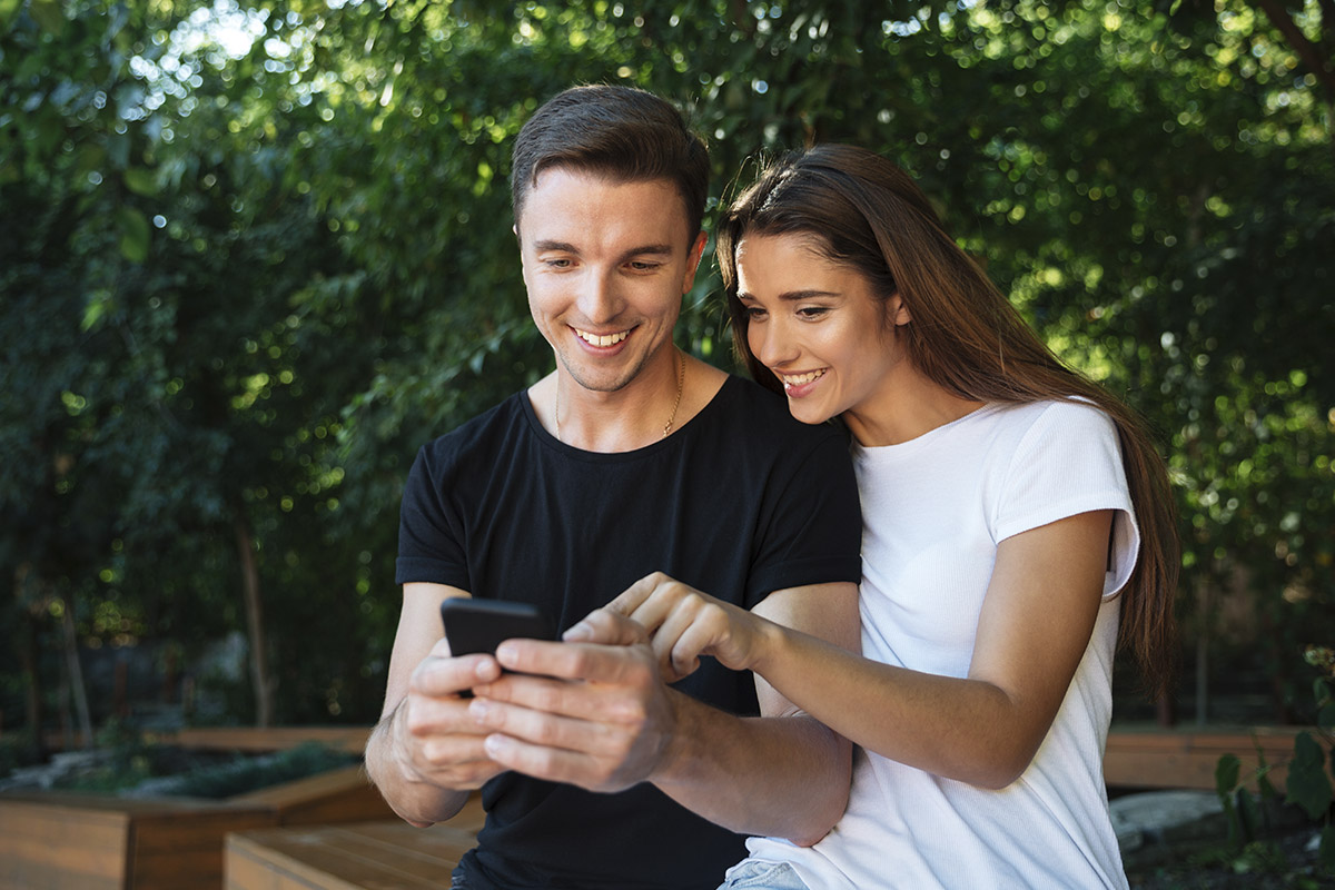 Ideas de juegos para parejas por WhatsApp - Acertijos